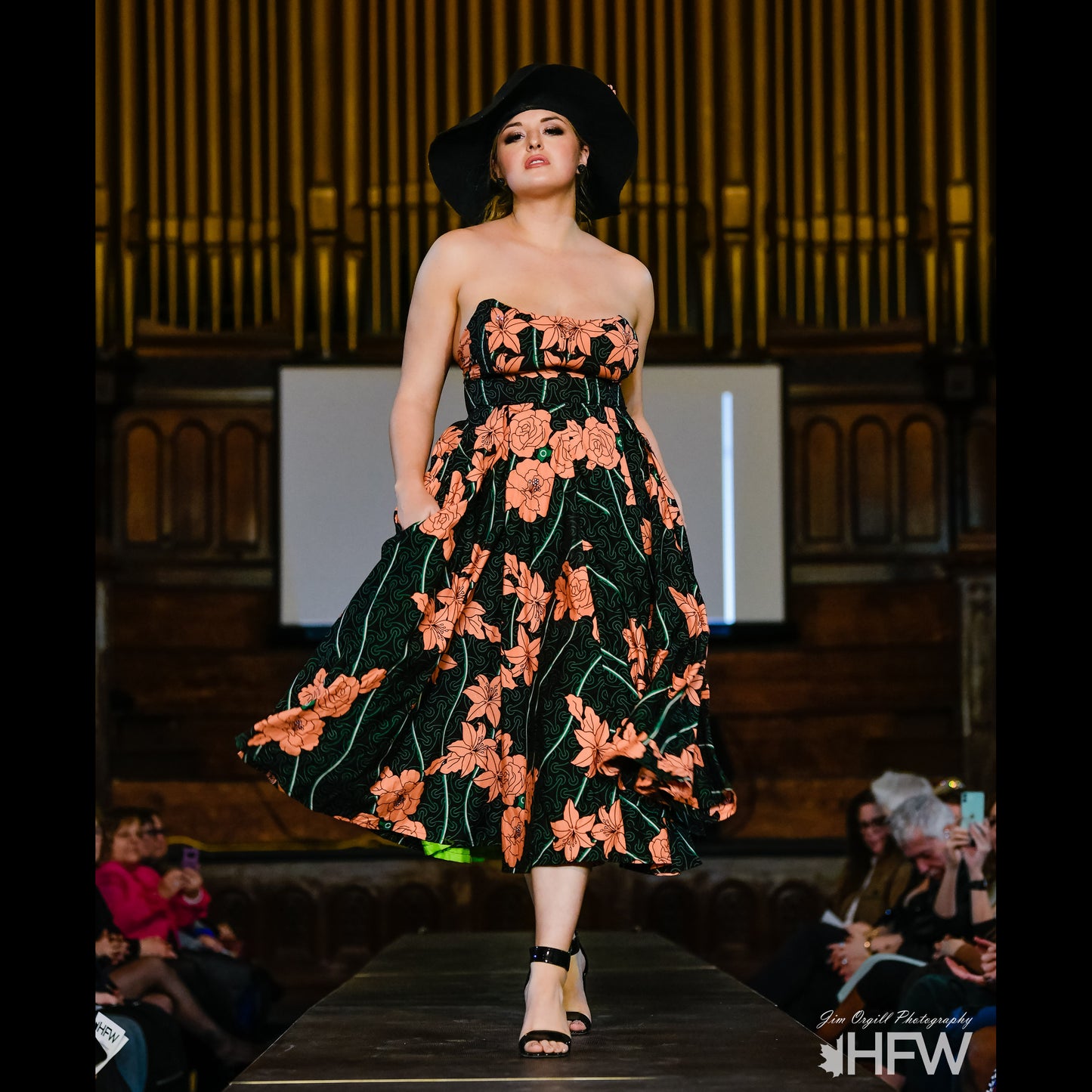 Eseohe Reified: Midi length princesses dress