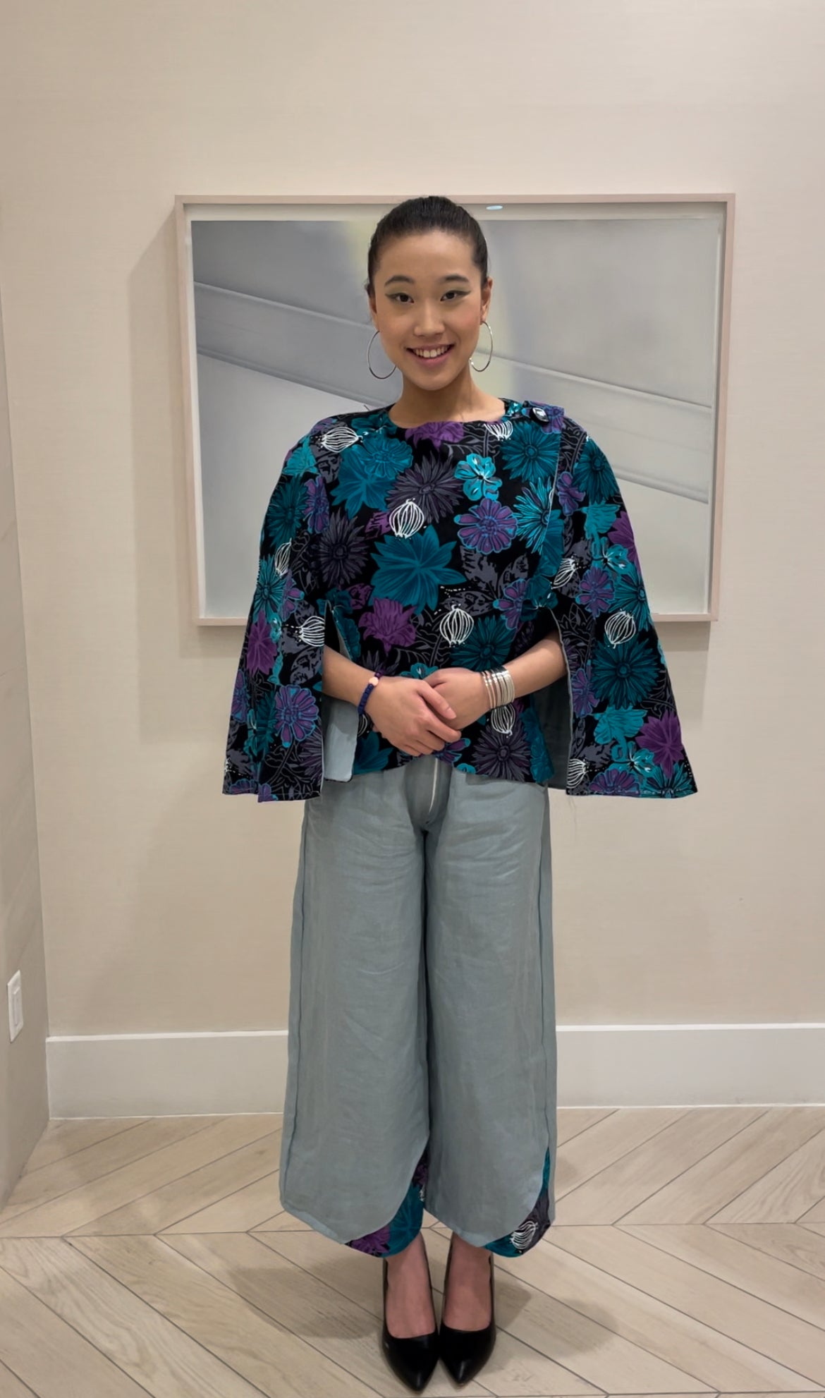 Working girl: half- tulip pants  (blue and black)